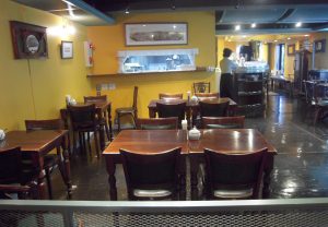霧笛楼 cafe next-door ケーキ ビール